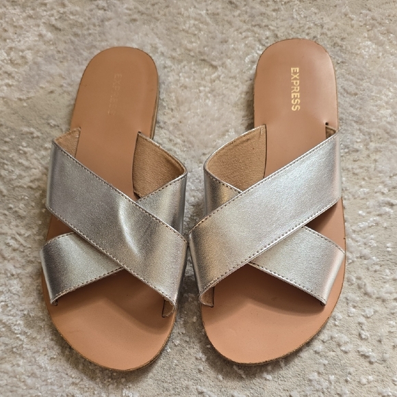 Express Metallic Silver Women's Sandals - Picture 1 of 1